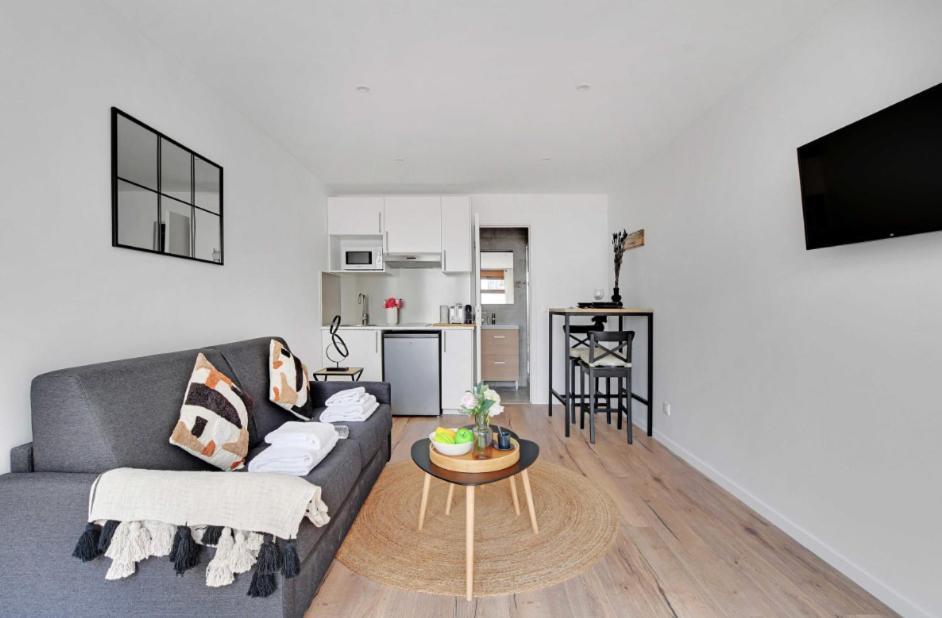 Residence A Proximite De Paris Ле-Кримлен-Бисетр Экстерьер фото