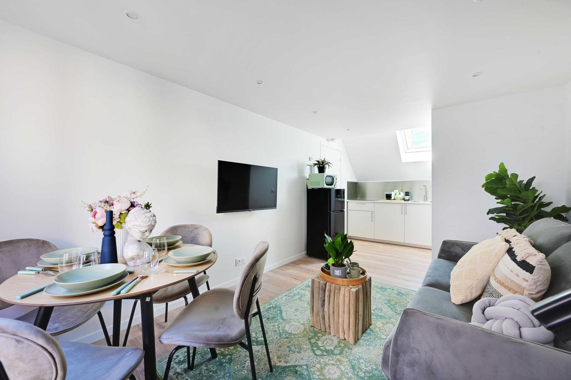 Residence A Proximite De Paris Ле-Кримлен-Бисетр Экстерьер фото