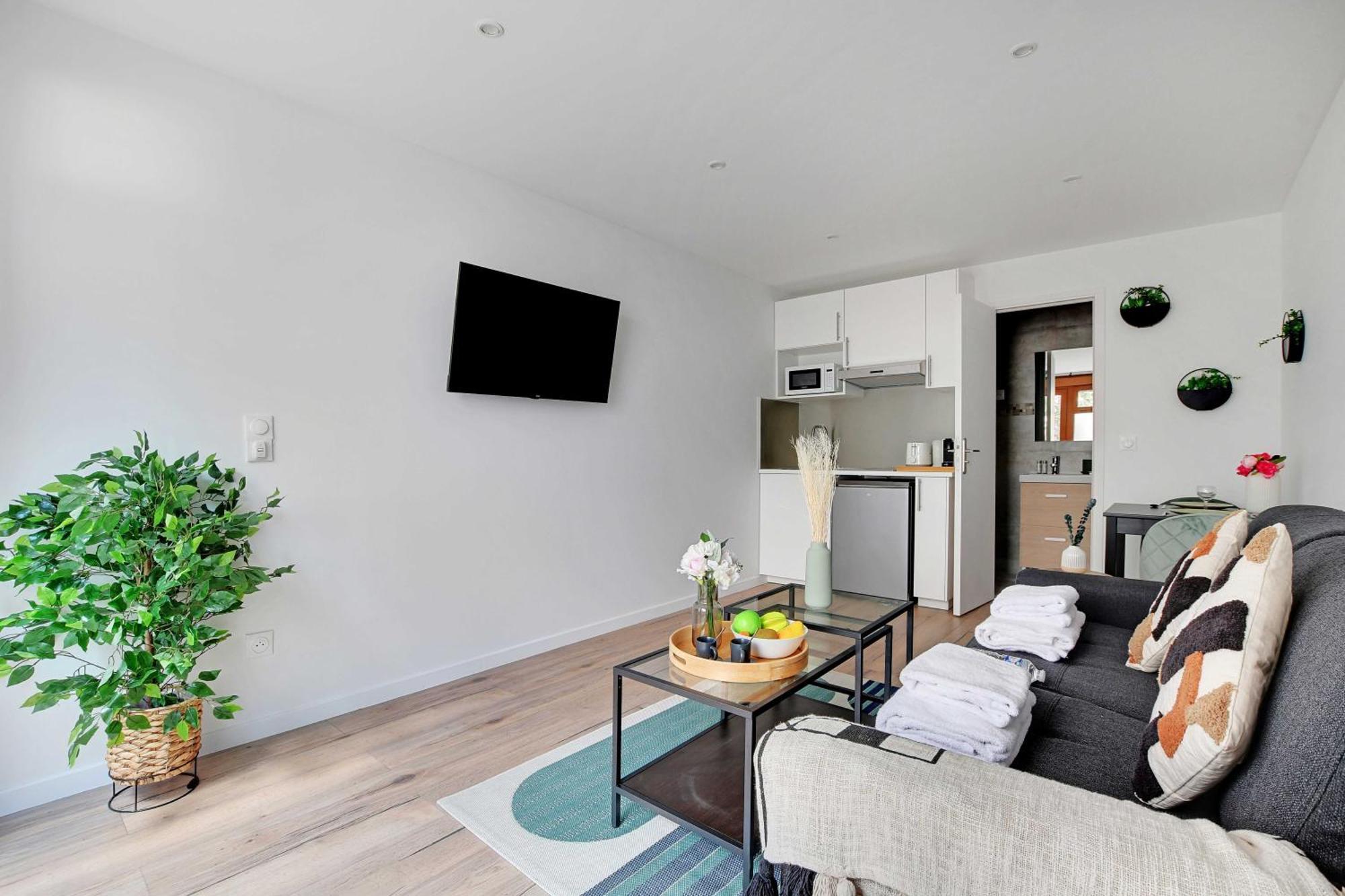 Residence A Proximite De Paris Ле-Кримлен-Бисетр Экстерьер фото