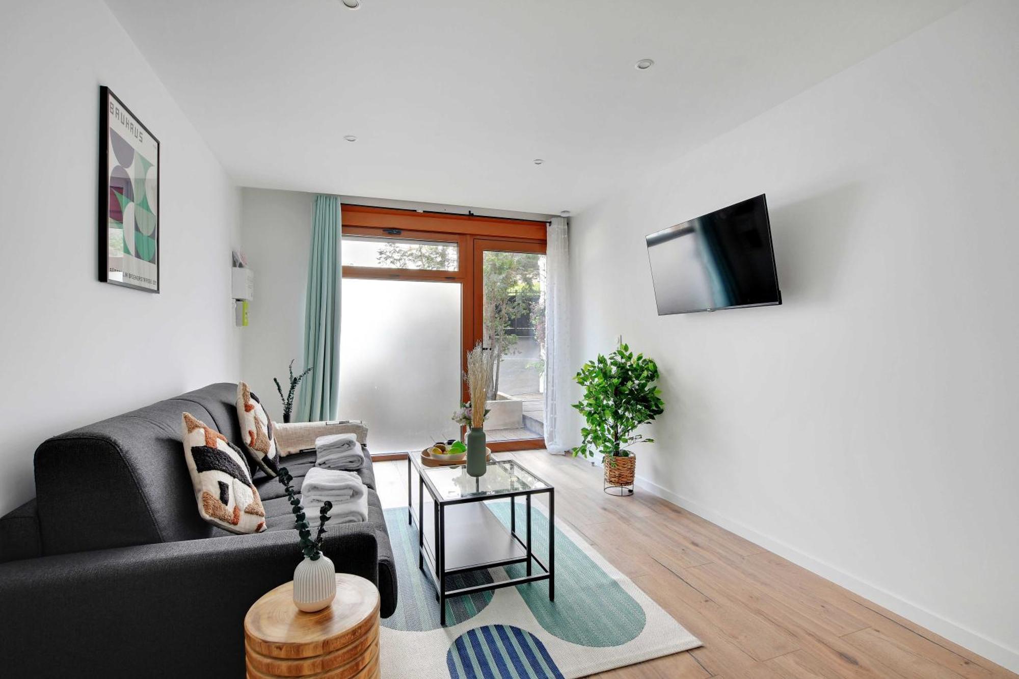 Residence A Proximite De Paris Ле-Кримлен-Бисетр Экстерьер фото